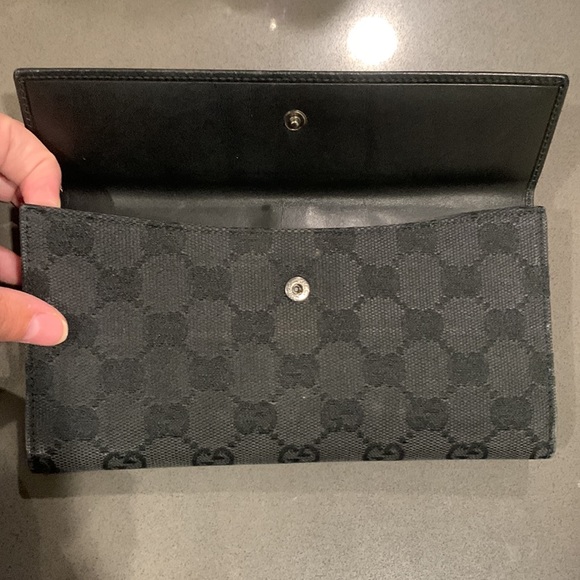 Set of Gucci monogram black shoulder purse w/ COA and Jackie wallet bundle. - Picture 4 of 14